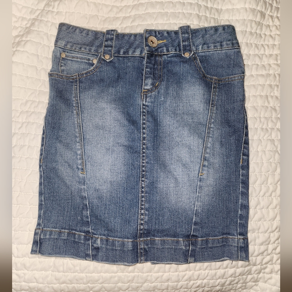 Vintage 1990s Blue Denim Mini Skirt by Guess Jeans